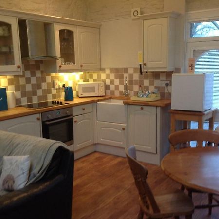 Cwmtwrch Cottage Carmarthen Eksteriør billede